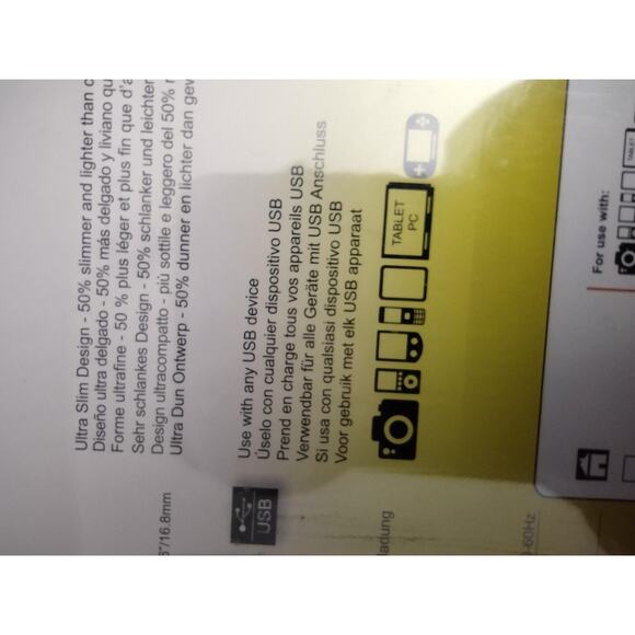 V7 AC2090U8 Ultra Slim Universal Laptop Charger 90W Fast USB Port Tips Included - Picture 9 of 16